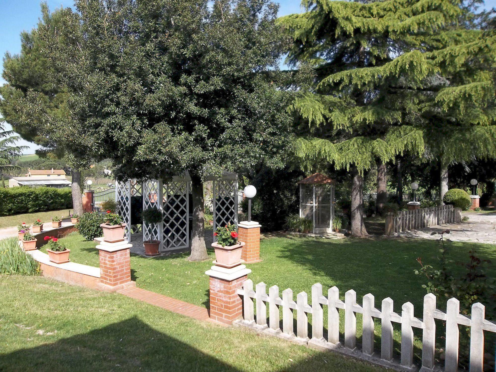 Agriturismo Galeazzi Marsiliana Exterior foto